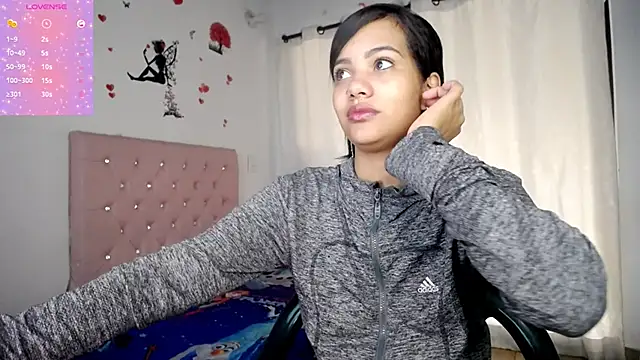 Snapshot of Kloy__sech- chatting on February 19, 2025, 1:28 pm Kloy  sech- online show from February 19, 2025, 1:28 pm