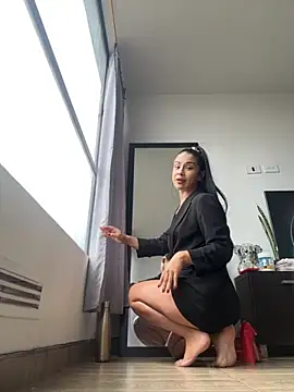 Snapshot of Nikothyna chatting on November 13, 2025, 5:50 pm Nikothyna online show from November 13, 2025, 5:50 pm