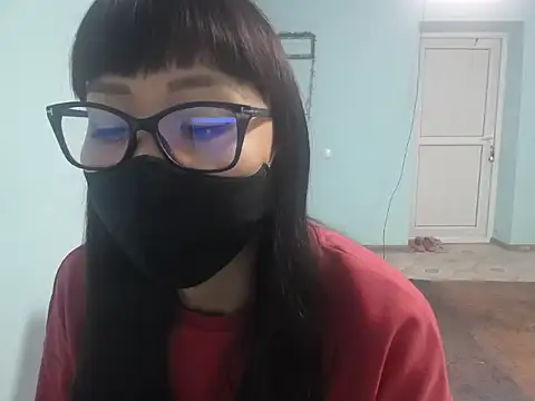 Snapshot of elllaaxx chatting on April 19, 2026, 5:30 am elllaaxx online show from April 19, 2026, 5:30 am