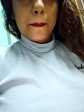 Snapshot of sexyindi_couple chatting on February 5, 2025, 1:33 pm sexyindi couple online show from February 5, 2025, 1:33 pm