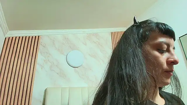 Snapshot of Naughty_Kittenm chatting on October 16, 2025, 11:40 am Naughty Kittenm online show from October 16, 2025, 11:40 am