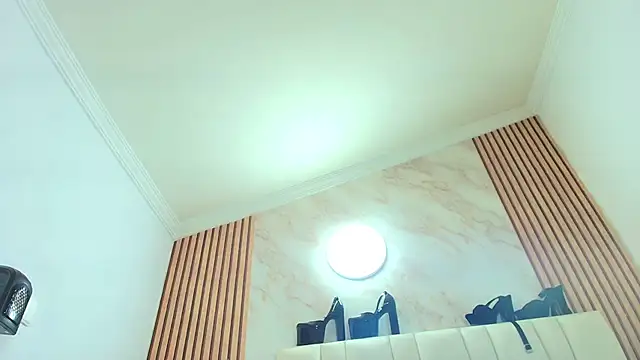 Snapshot of Naughty_Kittenm chatting on October 24, 2025, 11:31 am Naughty Kittenm online show from October 24, 2025, 11:31 am