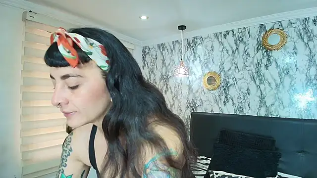 Snapshot of Naughty_Kittenm chatting on November 10, 2025, 11:37 am Naughty Kittenm online show from November 10, 2025, 11:37 am