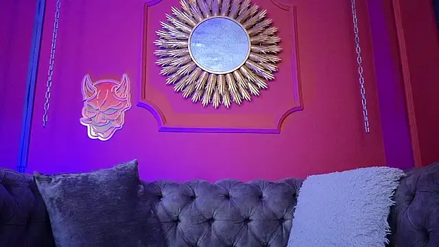 Snapshot of Julieta_Russell chatting on February 25, 2026, 11:54 am Julieta Russell online show from February 25, 2026, 11:54 am