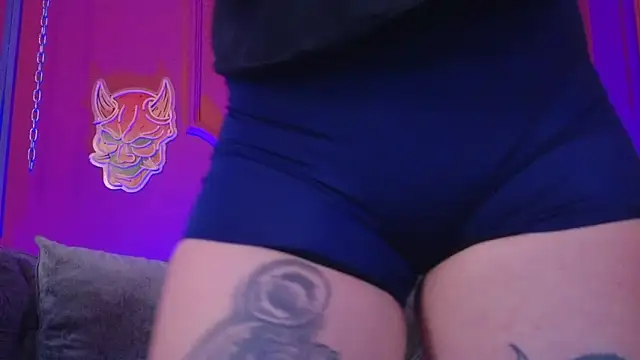 Snapshot of Julieta_Russell chatting on January 10, 2026, 12:22 pm Julieta Russell online show from January 10, 2026, 12:22 pm