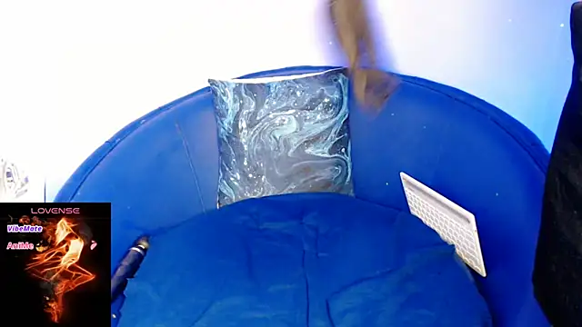 Snapshot of hotmask chatting on February 10, 2025, 10:51 pm hotmask online show from February 10, 2025, 10:51 pm