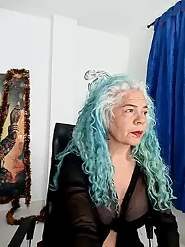 freyadevil333 online show from January 10, 2026, 11:38 am