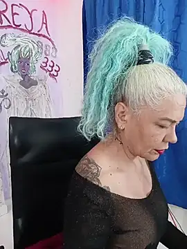 freyadevil333 online show from May 10, 2026, 1:36 pm