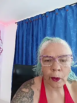 freyadevil333 online show from May 24, 2026, 10:53 pm