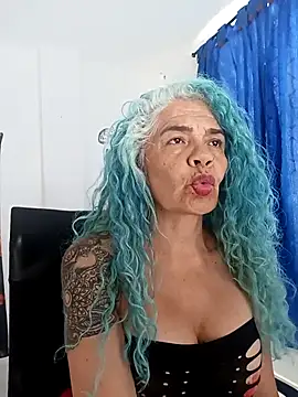 Snapshot of freyadevil333 chatting on December 5, 2025, 6:39 pm freyadevil333 online show from December 5, 2025, 6:39 pm