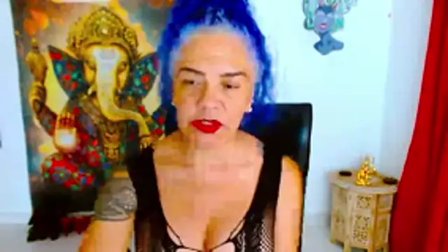 Snapshot of freyadevil333 chatting on October 31, 2025, 2:30 am freyadevil333 online show from October 31, 2025, 2:30 am