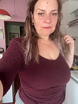 Snapshot of Sunbelxx chatting on March 18, 2026, 8:50 am Sunbelxx online show from March 18, 2026, 8:50 am