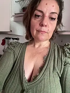 Sunbelxx online show from November 13, 2025, 9:57 am