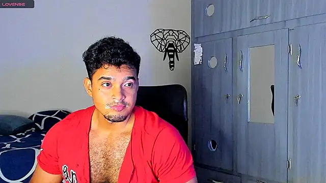 Snapshot of Big_furry_bear13 chatting on March 6, 2025, 8:41 am Big furry bear13 online show from March 6, 2025, 8:41 am