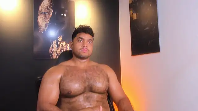 Snapshot of Big_furry_bear13 chatting on November 16, 2025, 5:34 am Big furry bear13 online show from November 16, 2025, 5:34 am