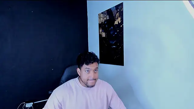 Big furry bear13 online show from March 10, 2026, 7:12 am