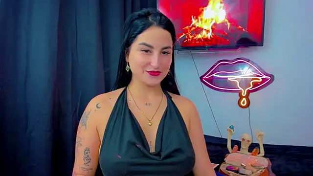 sunshine uwu22 online show from April 8, 2026, 6:31 pm