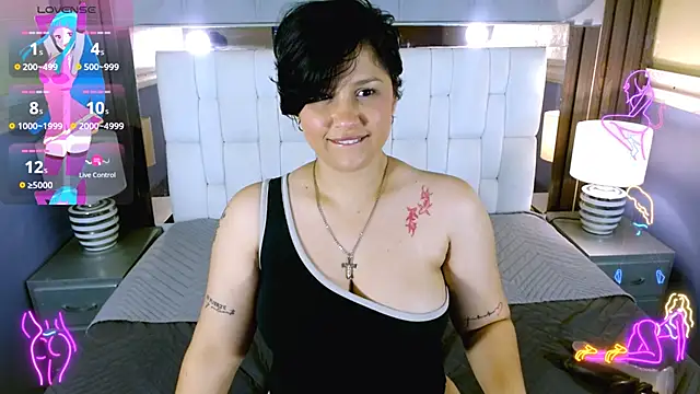 Annie Catt  online show from March 10, 2026, 6:34 pm