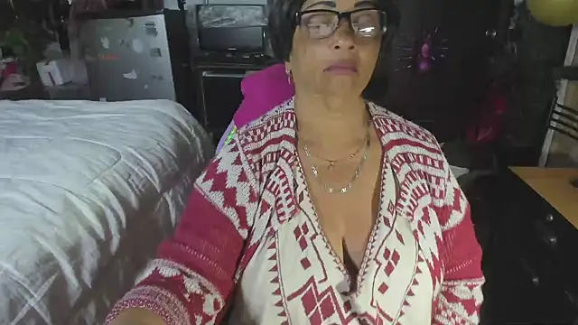 Snapshot of Mrs_mommy_ chatting on November 13, 2025, 9:19 pm Mrs mommy online show from November 13, 2025, 9:19 pm