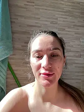 Snapshot of HotXMom chatting on May 4, 2026, 6:49 am HotXMom online show from May 4, 2026, 6:49 am