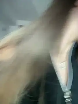 Snapshot of HotXMom chatting on March 17, 2026, 7:22 am HotXMom online show from March 17, 2026, 7:22 am