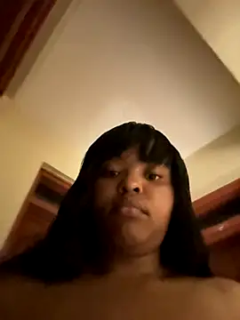 Snapshot of Linahlove chatting on October 25, 2025, 9:48 pm Linahlove online show from October 25, 2025, 9:48 pm