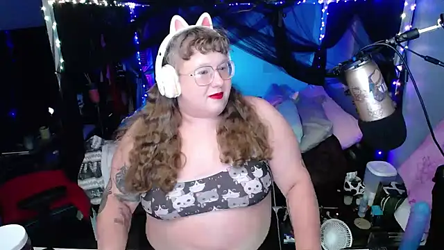 Snapshot of FatVeronica chatting on January 29, 2025, 6:33 am FatVeronica online show from January 29, 2025, 6:33 am