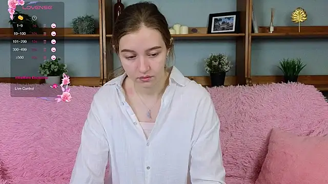 Snapshot of Ksuhesa chatting on November 3, 2025, 2:06 am Ksuhesa online show from November 3, 2025, 2:06 am