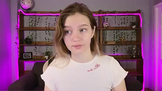 Snapshot of Ksuhesa chatting on January 16, 2026, 1:09 am Ksuhesa online show from January 16, 2026, 1:09 am