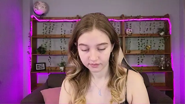 Snapshot of Ksuhesa chatting on January 12, 2026, 1:12 am Ksuhesa online show from January 12, 2026, 1:12 am