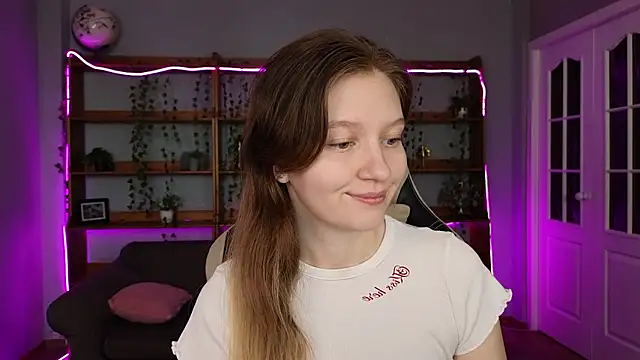 Snapshot of Ksuhesa chatting on February 9, 2026, 8:01 am Ksuhesa online show from February 9, 2026, 8:01 am