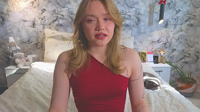 Aurora Golden1 online show from April 4, 2026, 2:29 am