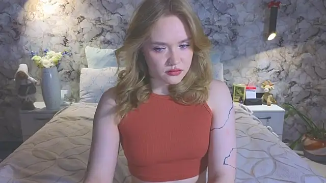 Aurora Golden1 online show from April 13, 2026, 3:21 am