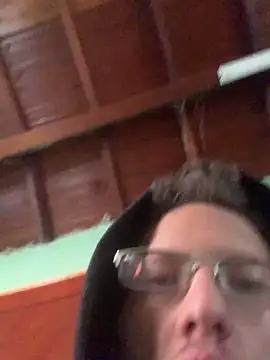 Snapshot of SOYMRX chatting on February 25, 2025, 6:33 pm SOYMRX online show from February 25, 2025, 6:33 pm