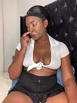 Snapshot of Ass-Queen chatting on January 18, 2026, 6:22 pm Ass-Queen online show from January 18, 2026, 6:22 pm