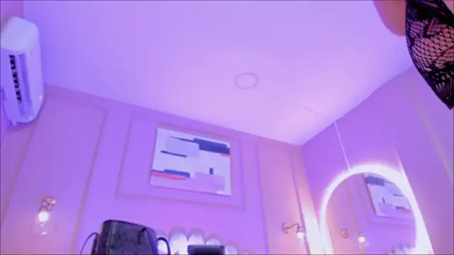 Snapshot of lia_ass_ chatting on March 5, 2026, 10:45 am lia ass online show from March 5, 2026, 10:45 am