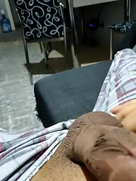 Snapshot of ertance40 chatting on January 17, 2026, 5:22 am ertance40 online show from January 17, 2026, 5:22 am