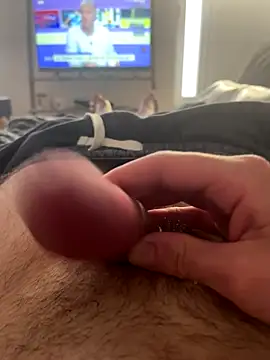 Snapshot of ad0813 chatting on October 21, 2025, 3:44 pm ad0813 online show from October 21, 2025, 3:44 pm