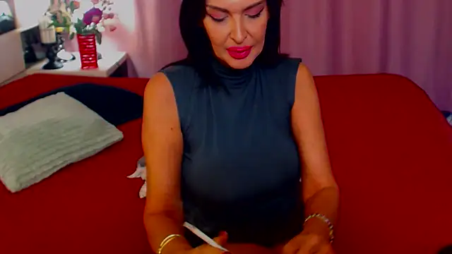 Snapshot of shannon4u chatting on March 17, 2025, 8:19 pm shannon4u online show from March 17, 2025, 8:19 pm