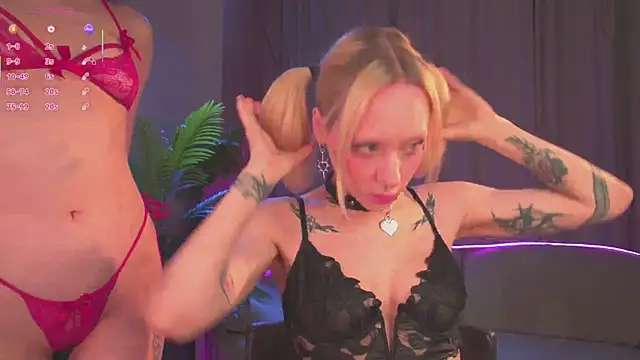 Snapshot of Kinky_Girls chatting on March 18, 2026, 8:53 pm Kinky Girls online show from March 18, 2026, 8:53 pm