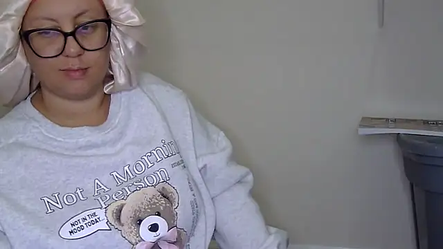 Snapshot of Paisleehaze chatting on November 29, 2025, 7:25 pm Paisleehaze online show from November 29, 2025, 7:25 pm