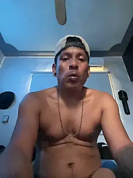 Snapshot of Capxxx chatting on May 27, 2026, 8:27 pm Capxxx online show from May 27, 2026, 8:27 pm