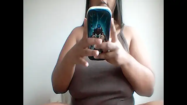 ArisaGonzalez online show from December 15, 2025, 1:06 pm