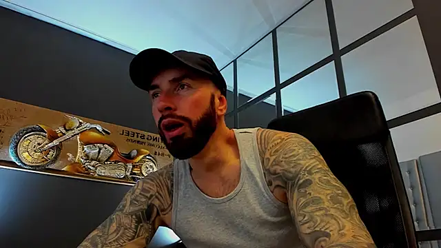 Snapshot of AronGrant chatting on March 19, 2026, 9:09 am AronGrant online show from March 19, 2026, 9:09 am
