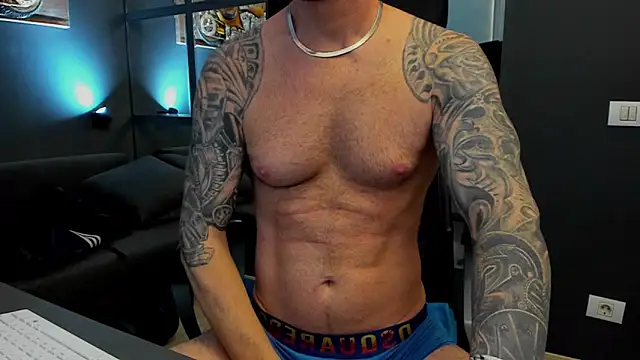 Snapshot of AronGrant chatting on March 2, 2026, 10:44 am AronGrant online show from March 2, 2026, 10:44 am