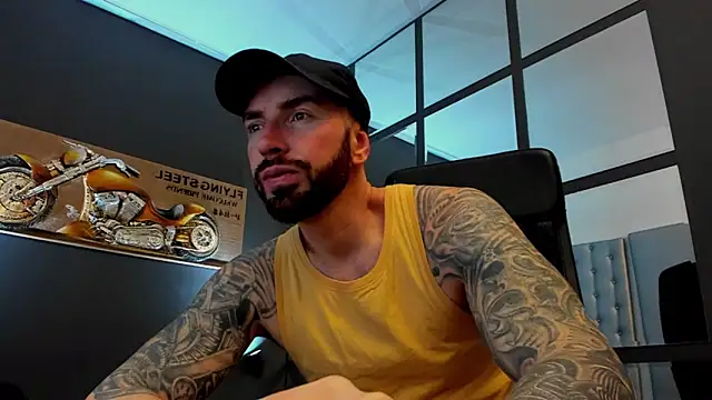 Snapshot of AronGrant chatting on February 13, 2026, 9:53 am AronGrant online show from February 13, 2026, 9:53 am