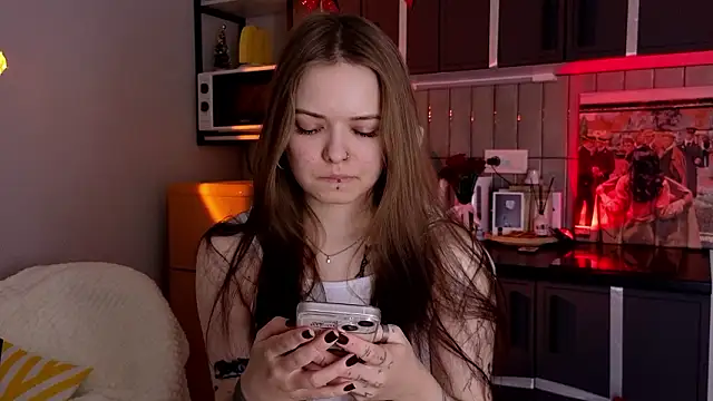 doll lol  online show from February 15, 2026, 6:07 pm