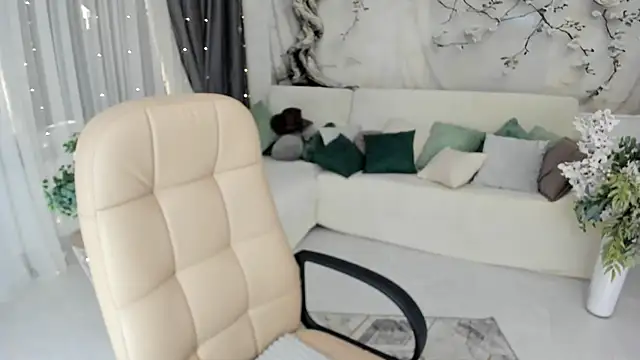 AgnieszkaBanana online show from October 2, 2025, 10:07 am