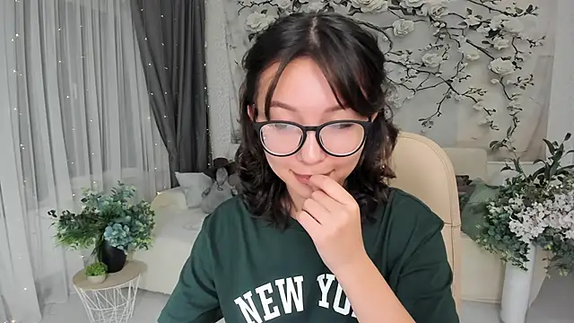 AgnieszkaBanana online show from September 13, 2025, 7:25 pm