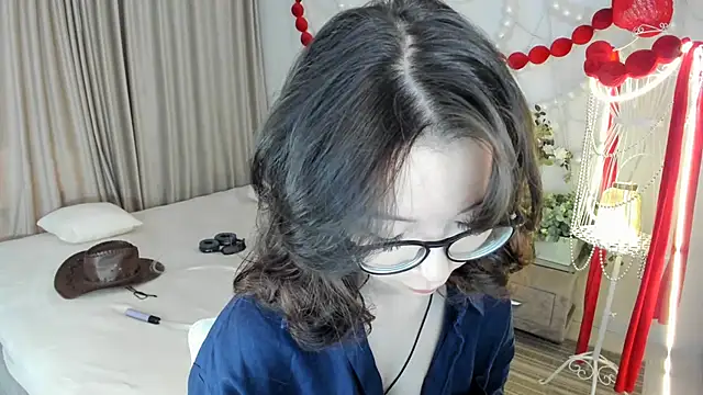 Snapshot of AgnieszkaBanana chatting on May 23, 2026, 4:11 am AgnieszkaBanana online show from May 23, 2026, 4:11 am
